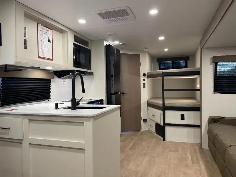 2026 Grand Design Transcend Xplor 23BHX - Photo 3