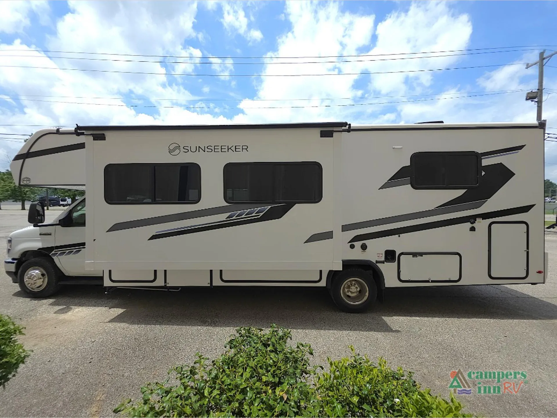 2027 Forest River Sunseeker LE 2850SLE — Photo 6