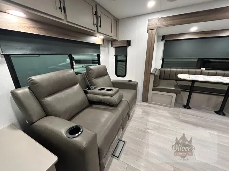 2025 KZ Connect SE C251RLSE - Photo 4