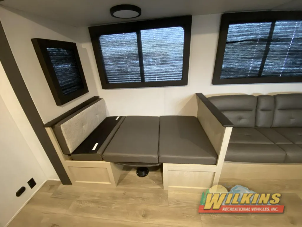 2026 Shasta RVs i-5 Edition 527BHS, Photos photo 14