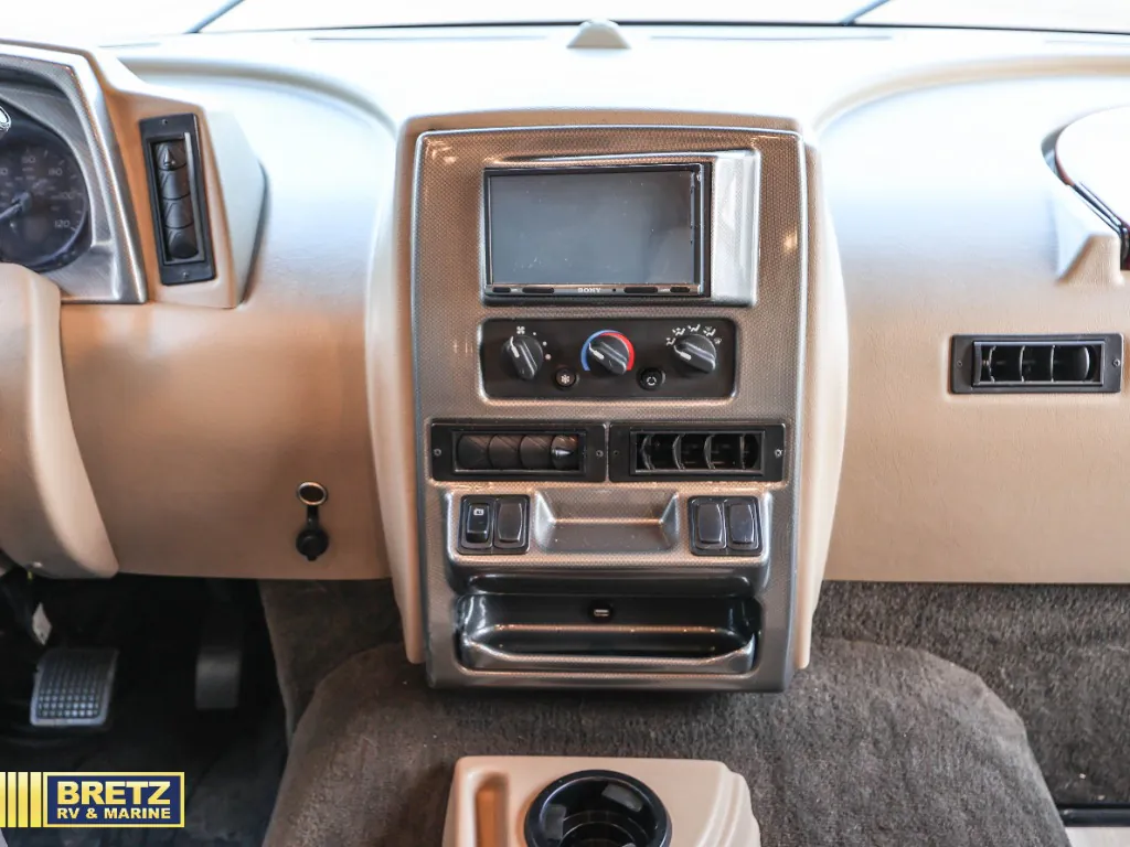 2021 Winnebago Sunstar 32M, Photos photo 20