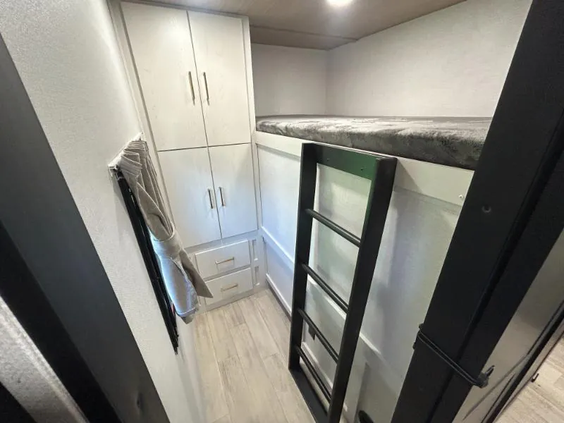 2027 Forest River Vibe 2900KB, Photos photo 9
