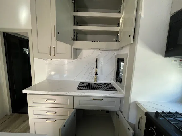 2026 Brinkley Model G 3970, Photos photo 44