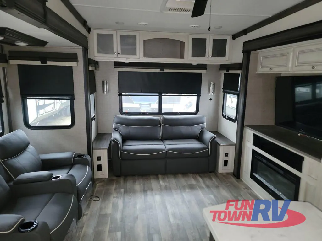 2023 Forest River Cardinal Luxury 380RLX, Photos photo 29