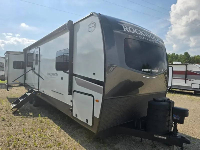 2026 Forest River Rockwood Ultra Lite 2908RL - Photo 2