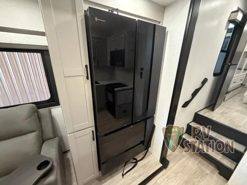 2027 Jayco Seismic 359 - Photo 3