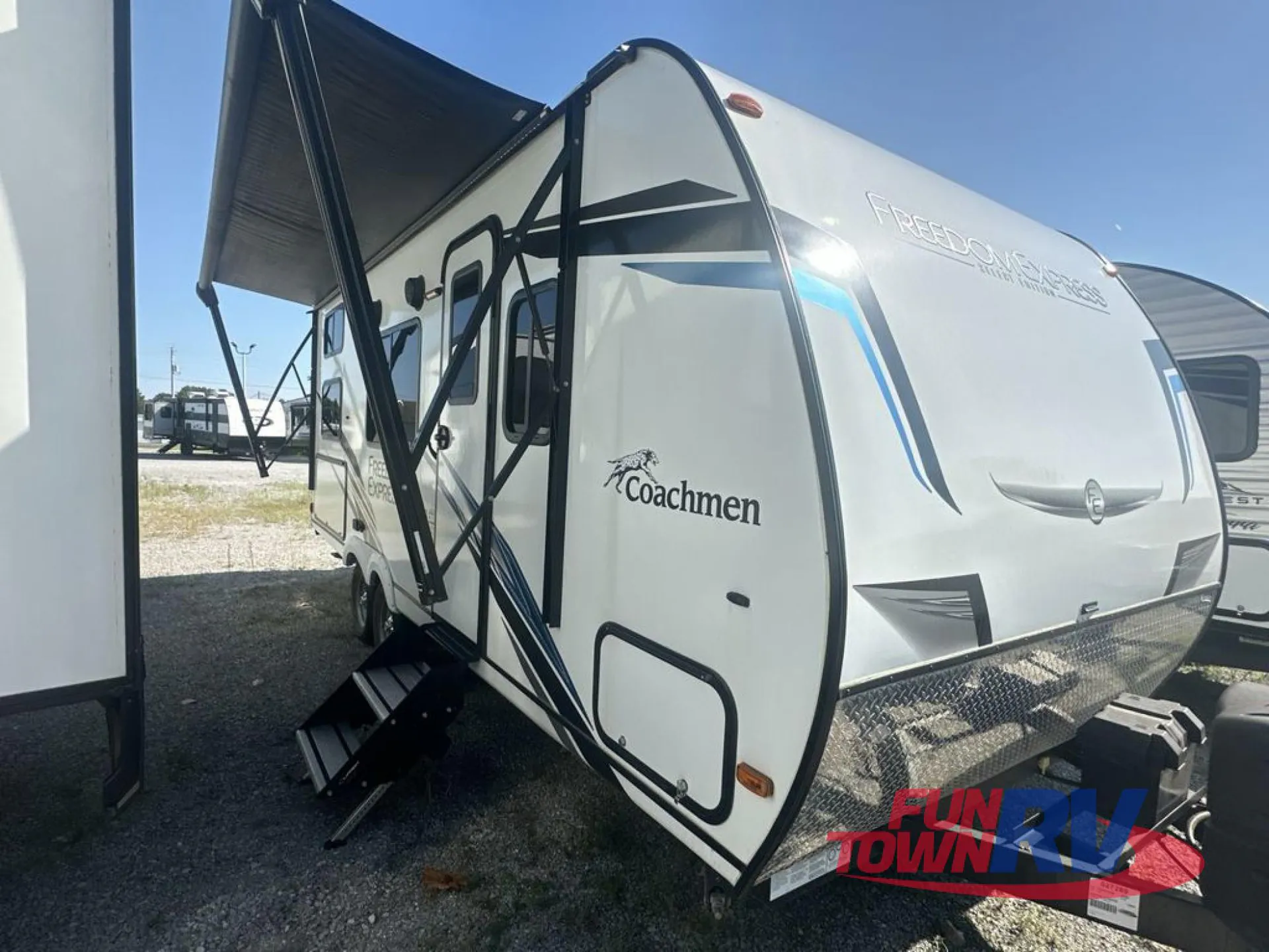 2023 Coachmen Freedom Express Select 22SE - Photo 2