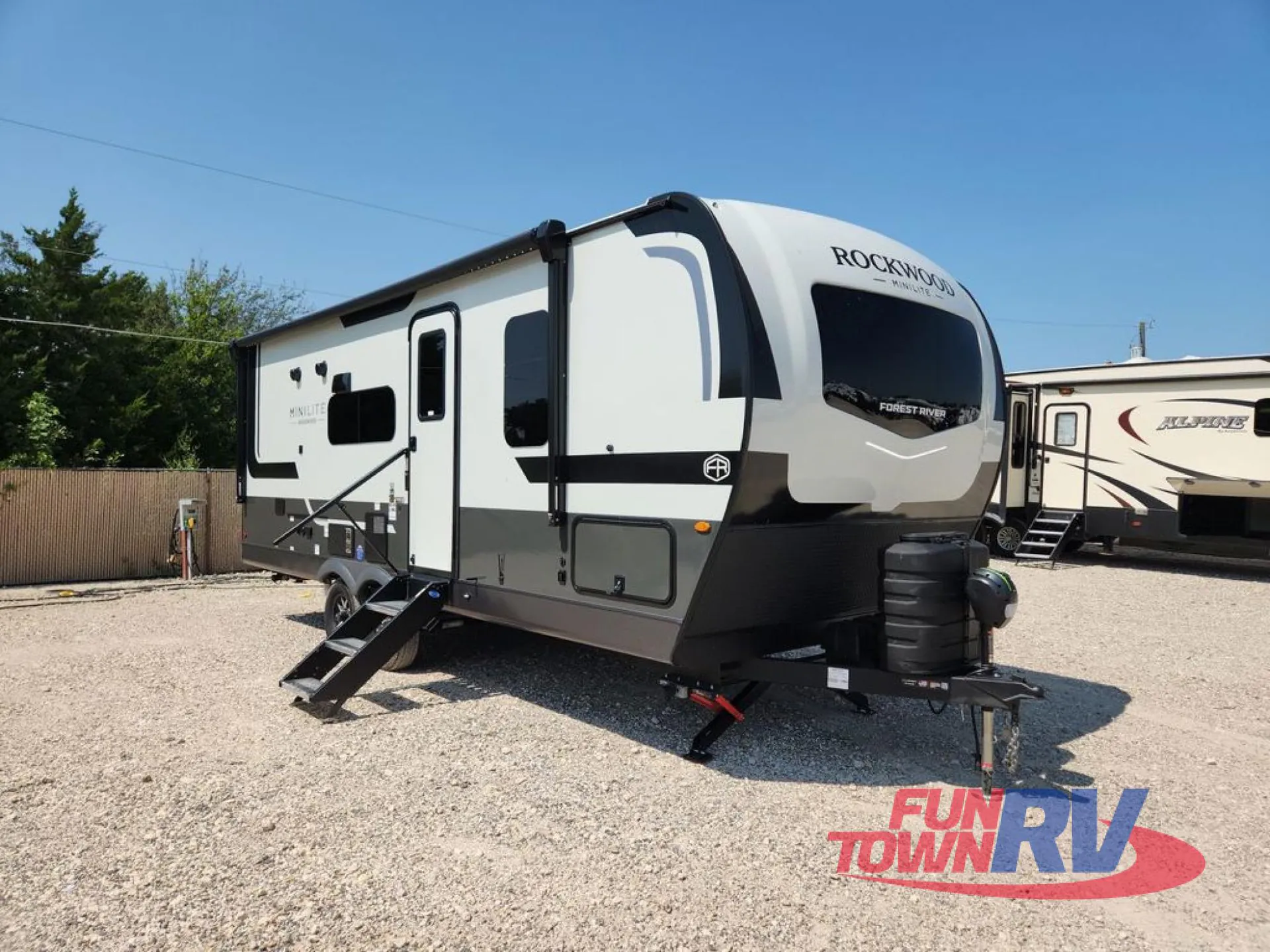 2026 Forest River Rockwood Mini Lite 2520BH - Photo 3