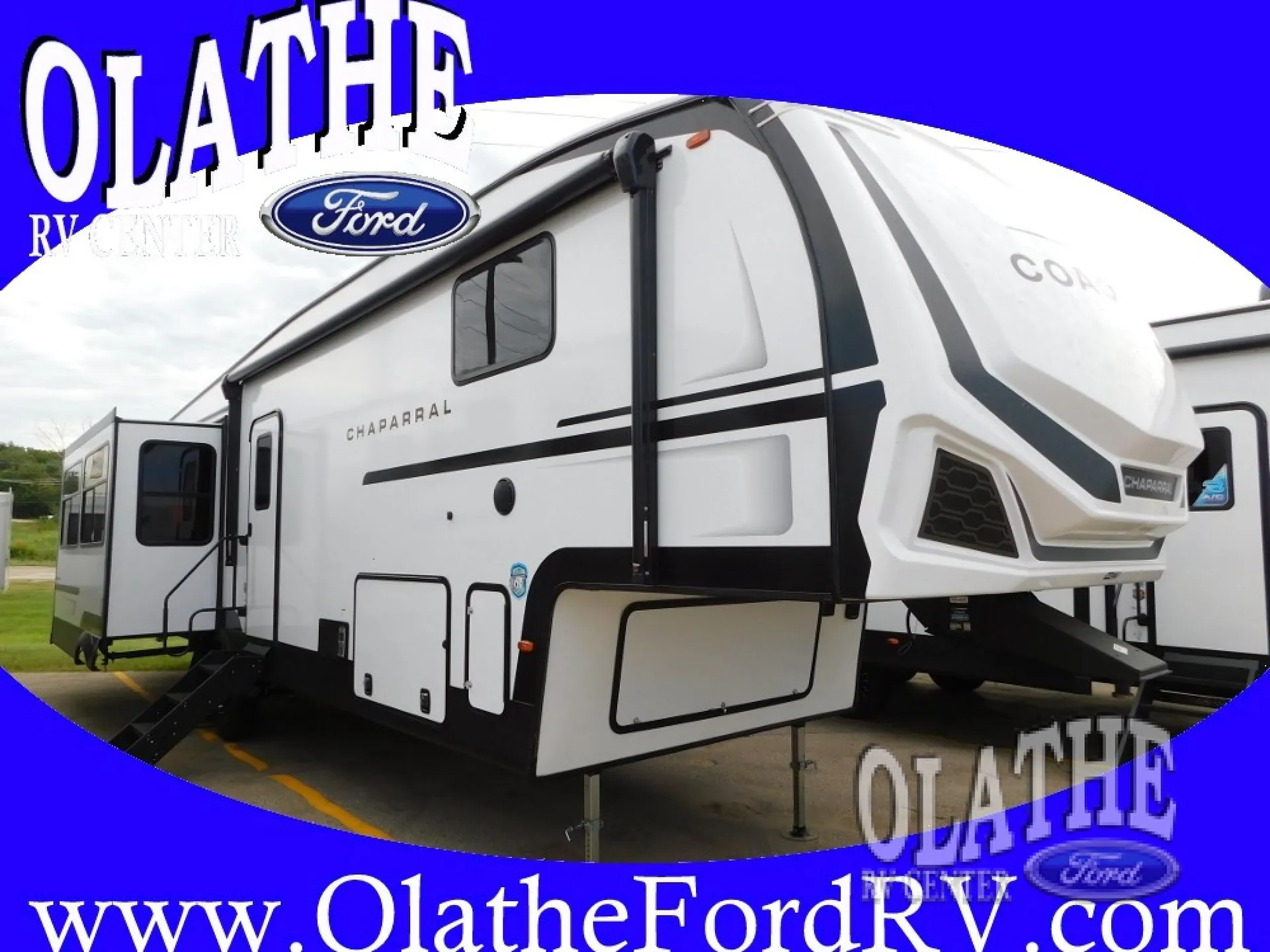 2027 Coachmen Chaparral 360IBL dealer photo 1 from Olathe Ford RV Center