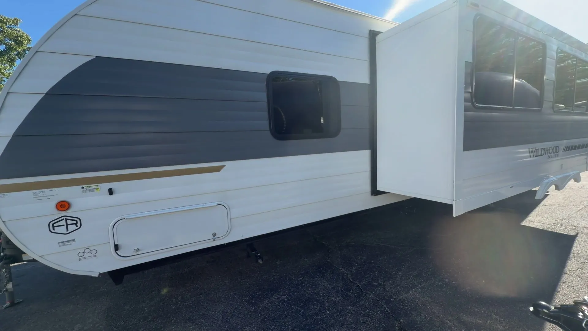 2025 Forest River Wildwood X-Lite 26ICE - Photo 3