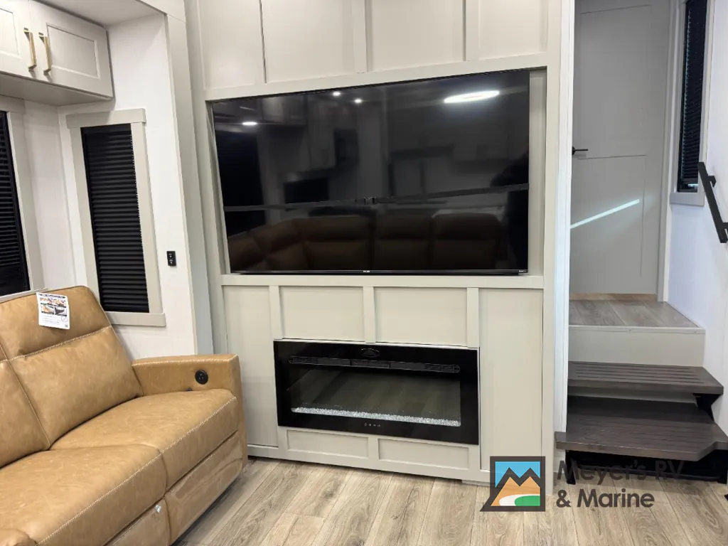 2026 Brinkley Model G 3970, Photos photo 16