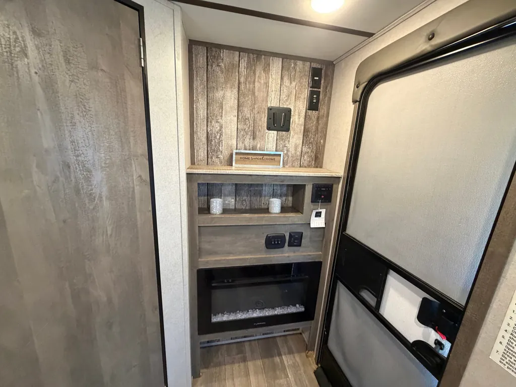 2022 Forest River XLR Micro Boost 25LRLE, Photos photo 19
