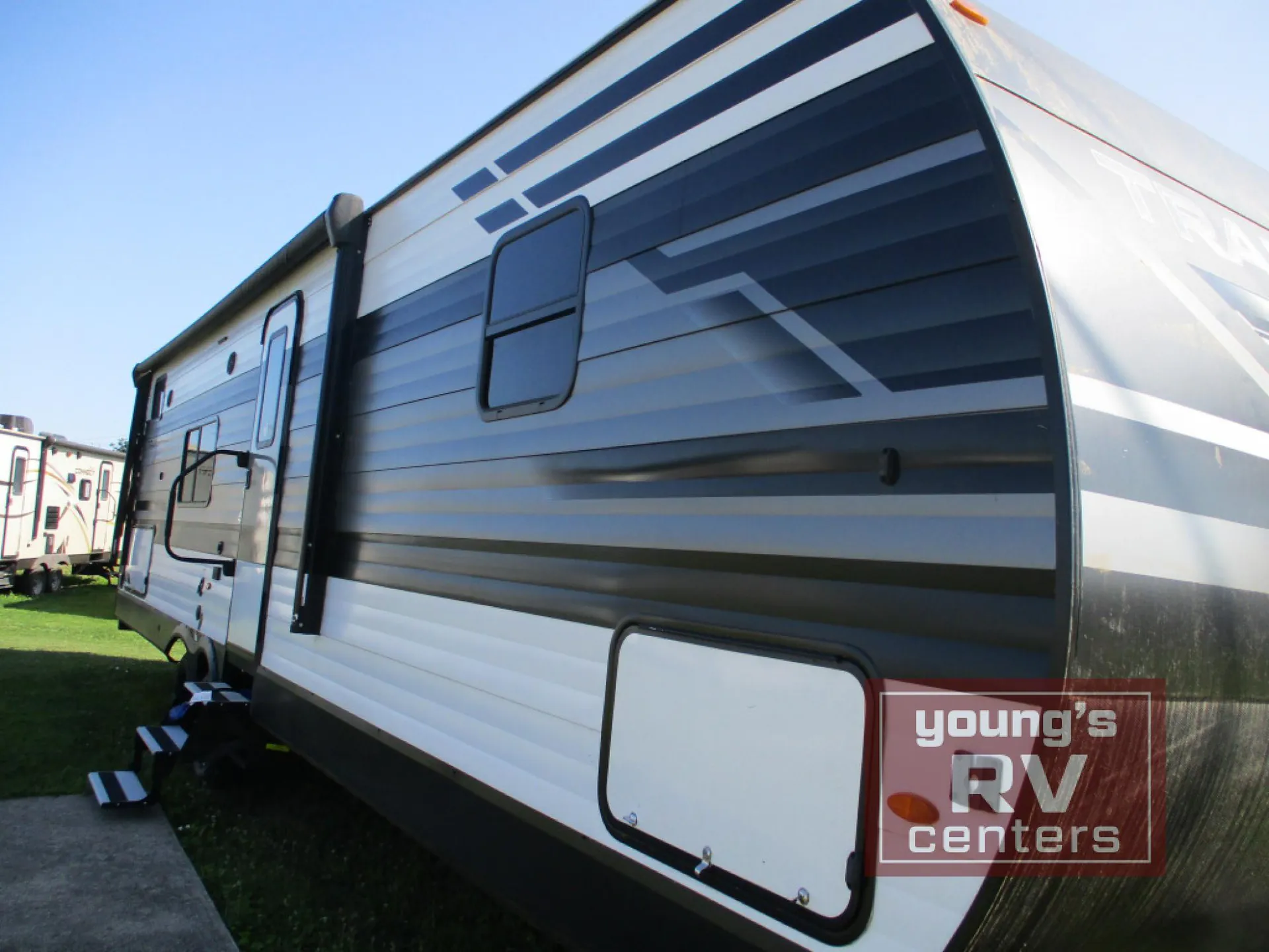 2023 Grand Design Transcend Xplor 297QB - Photo 4