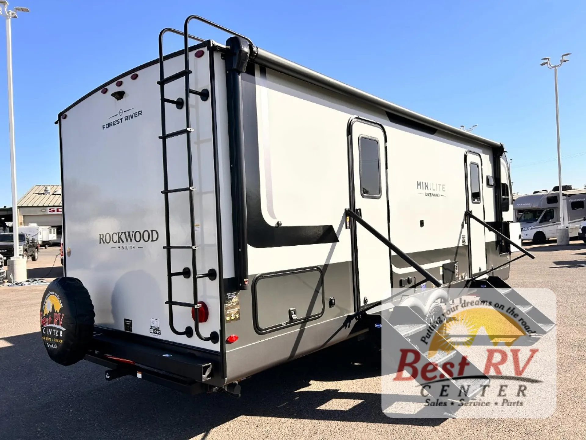 2027 Forest River Rockwood Mini Lite 2506FK — Photo 6