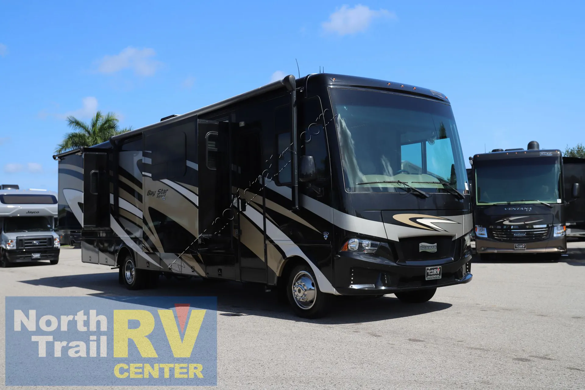 2021 Newmar Bay Star Sport 3315 - Photo 2