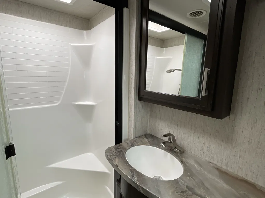 2020 Grand Design Momentum 397TH, Photos photo 18