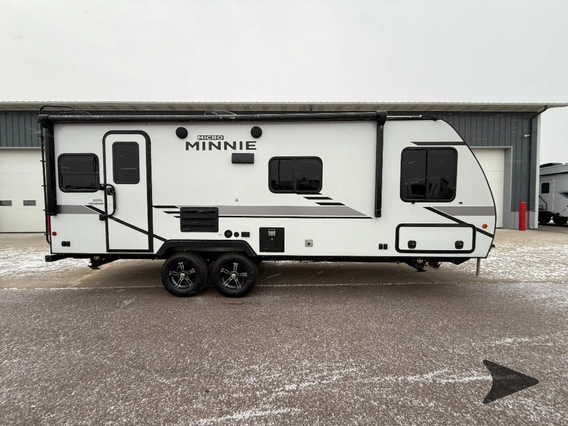 2021 Winnebago Micro Minnie 2225RL - Photo 4