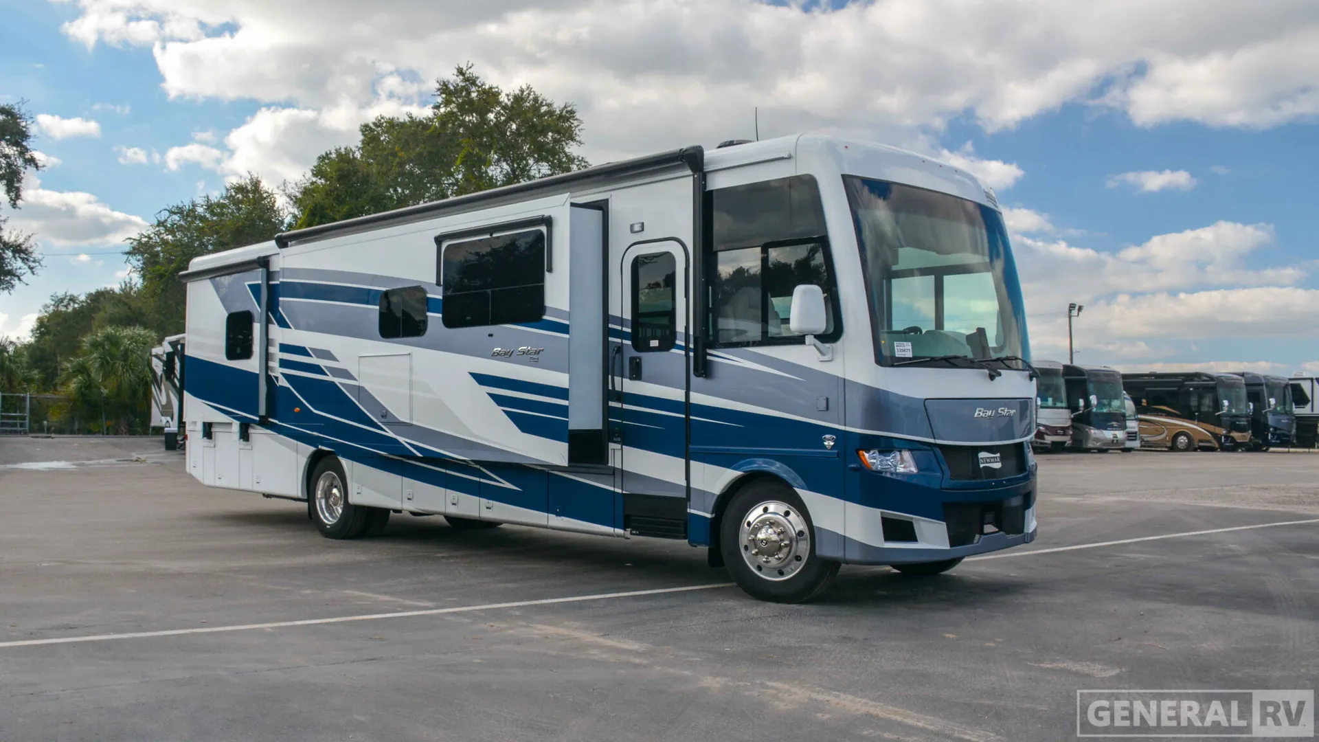 2026 Newmar Bay Star 3626 - Photo 2