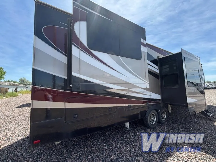 2019 Grand Design Solitude 375RES - Photo 4