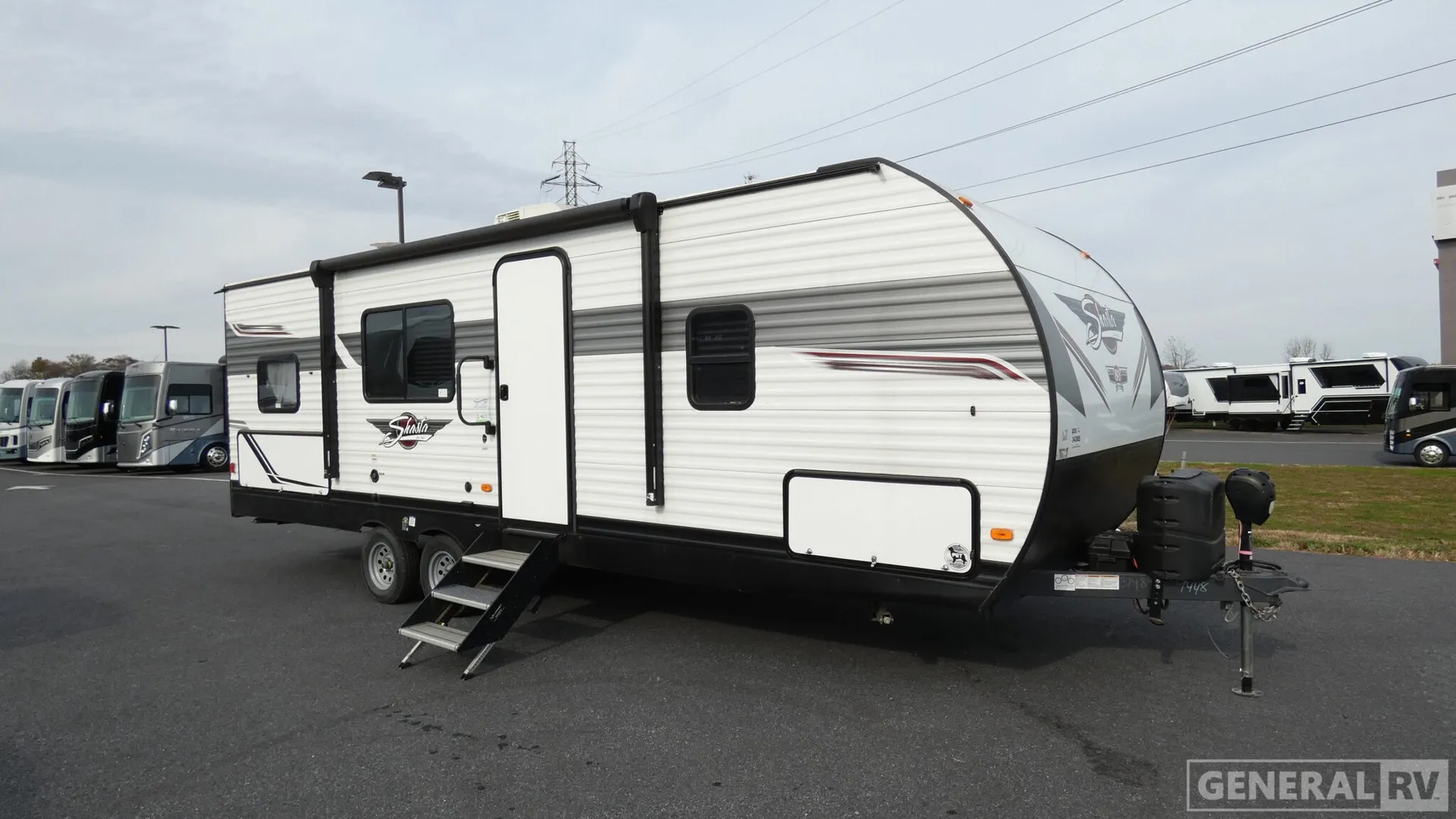 2022 Shasta RVs Shasta 25RS - Photo 2