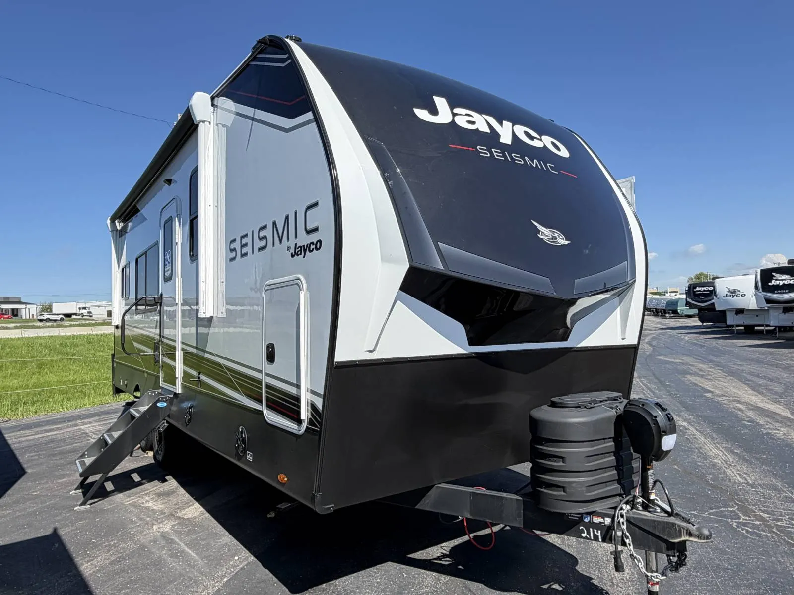 2026 Jayco SEISMIC 214 - Photo 2