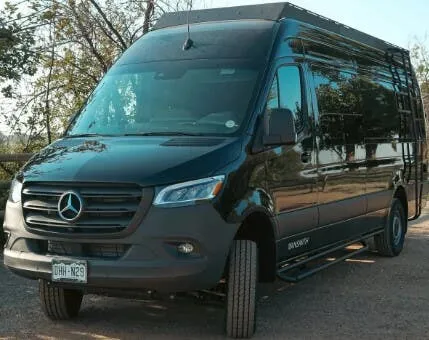 The Vansmith DUO XL BASE exterior