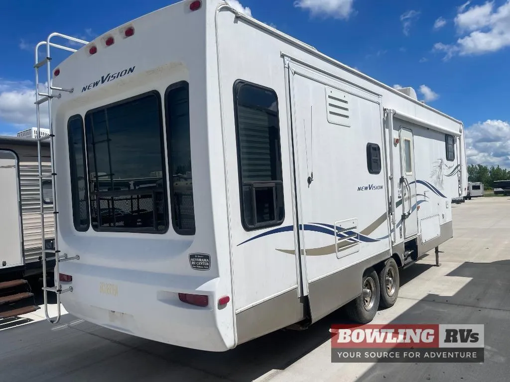 2004 KZ New Vision Used    3158 - Photo 4