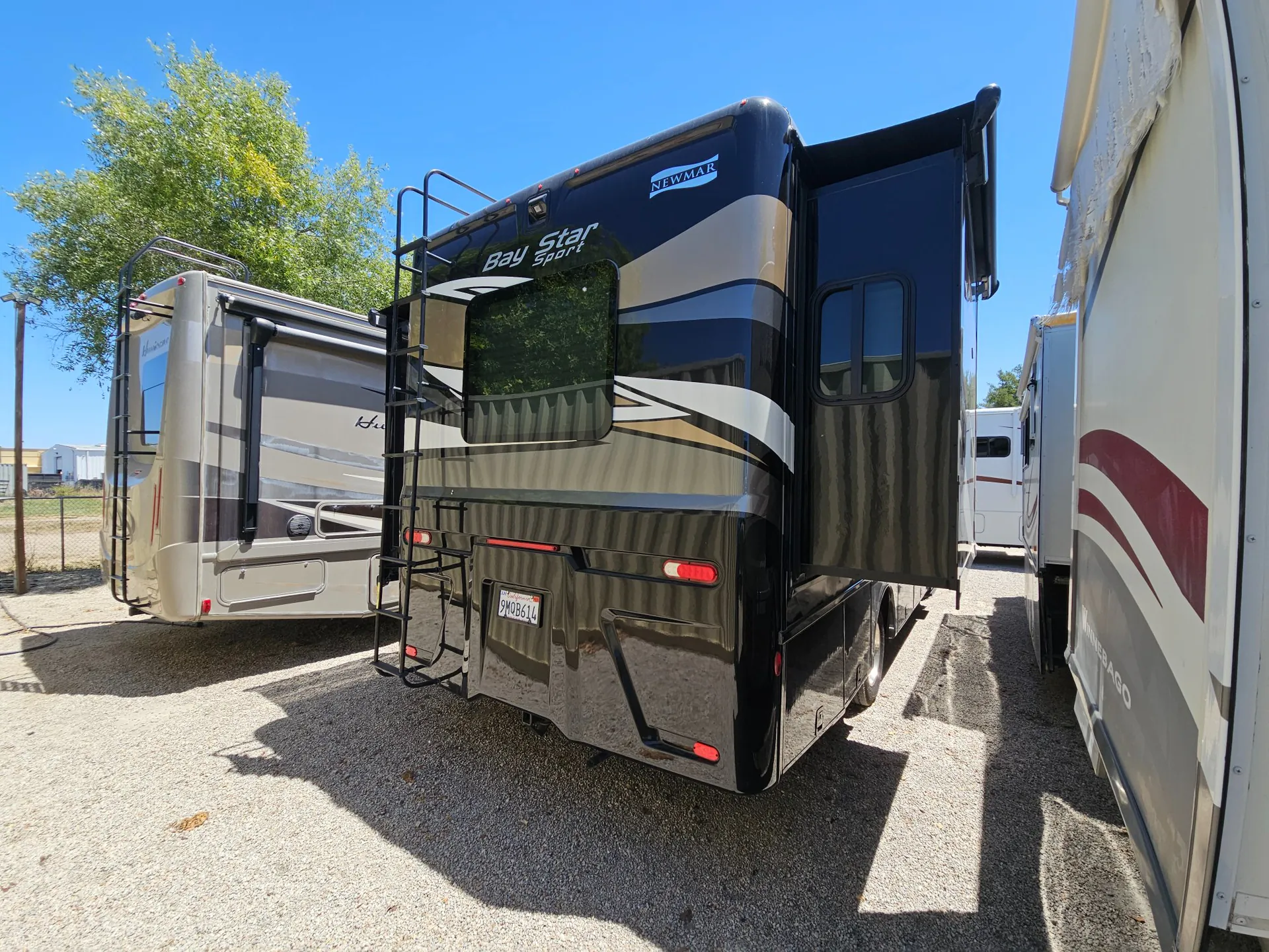 2023 Newmar Bay Star Sport 2720 - Photo 3
