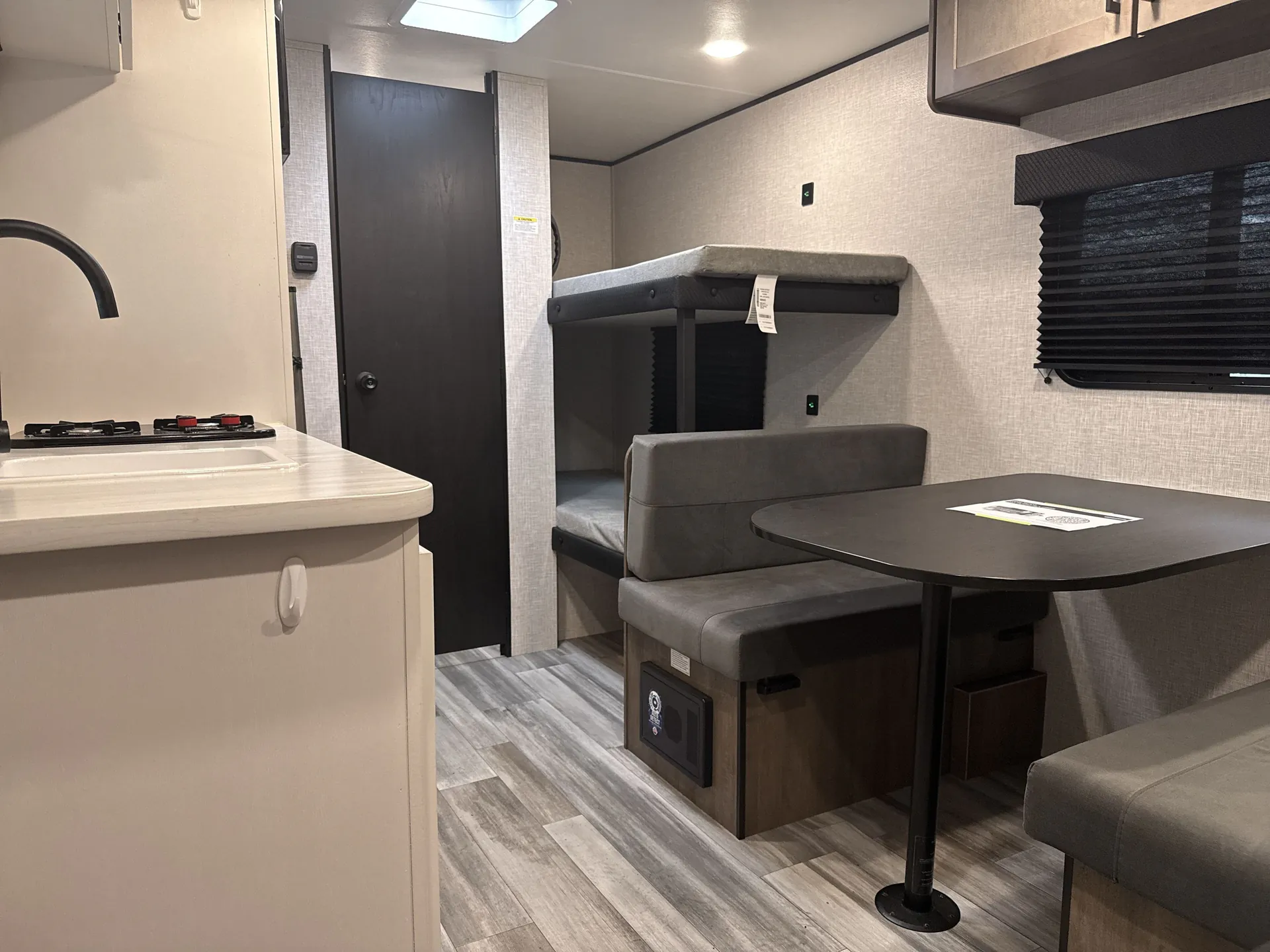 2025 Jayco Jay Flight SLX 175BH — living area main