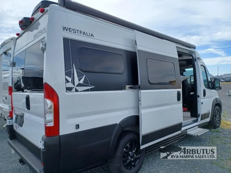 2025 Roadtrek Westfalia Wave Skylight - Photo 4