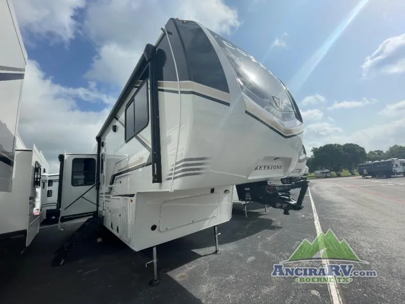 2027 Keystone RV Cougar Half-Ton 26RES - Photo 2