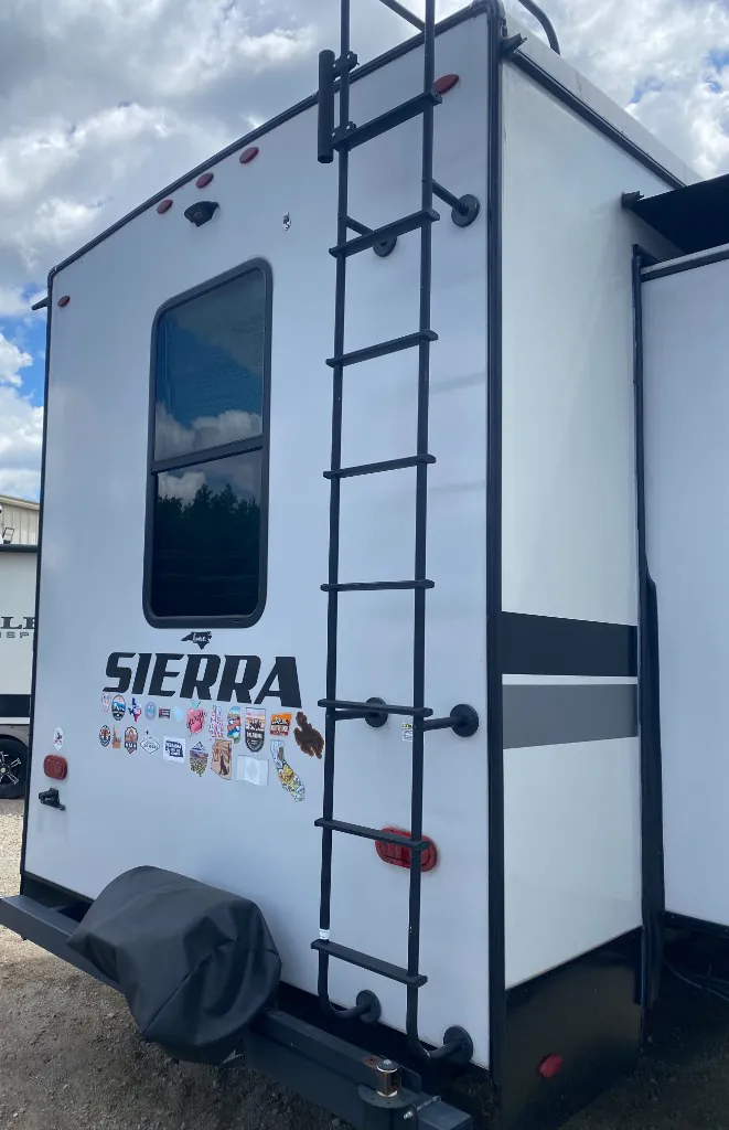 2022 Forest River Sierra Luxury 379FLOK — Photo 6