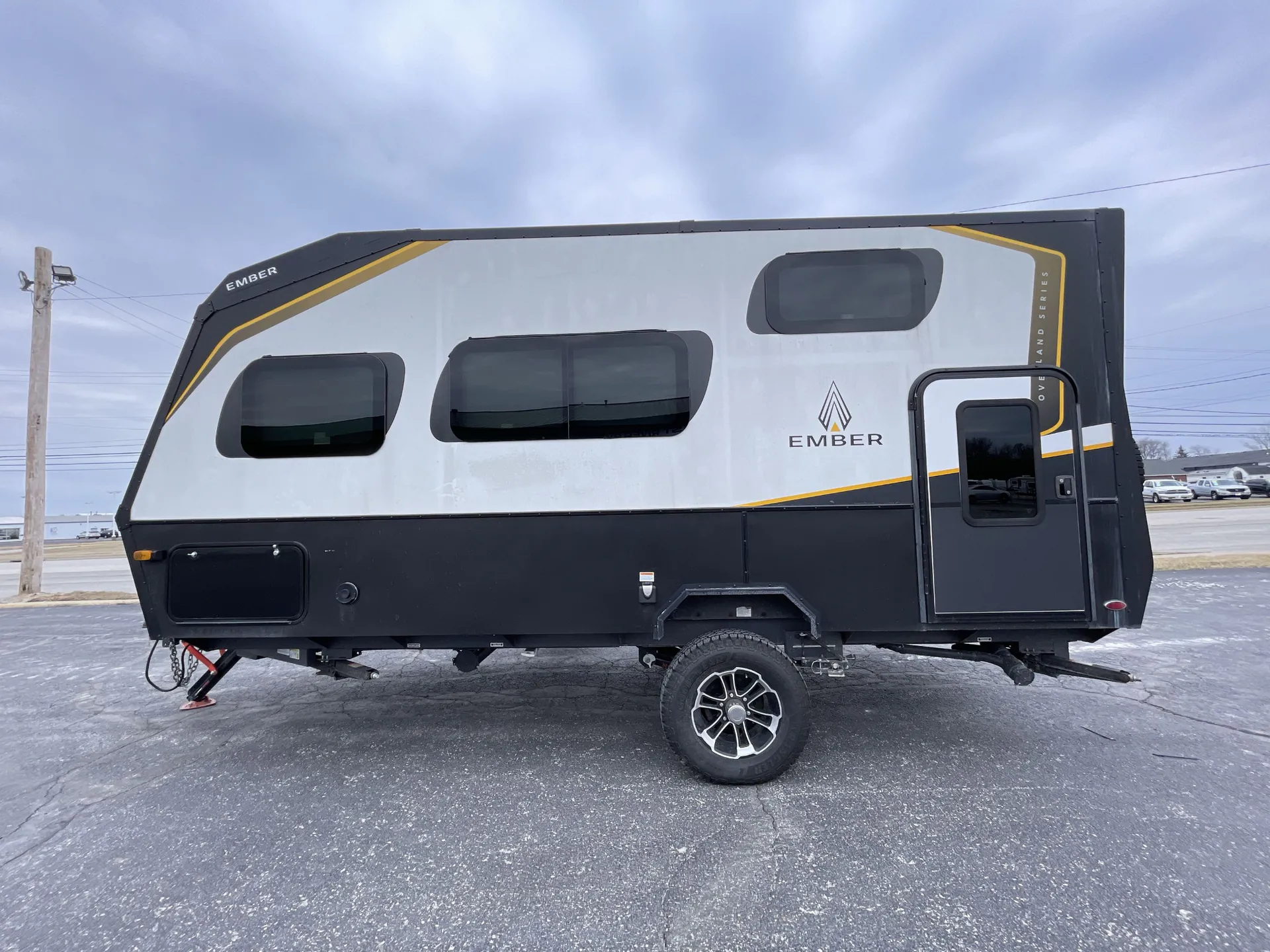 2022 Ember RV Overland 170MBH - Photo 4