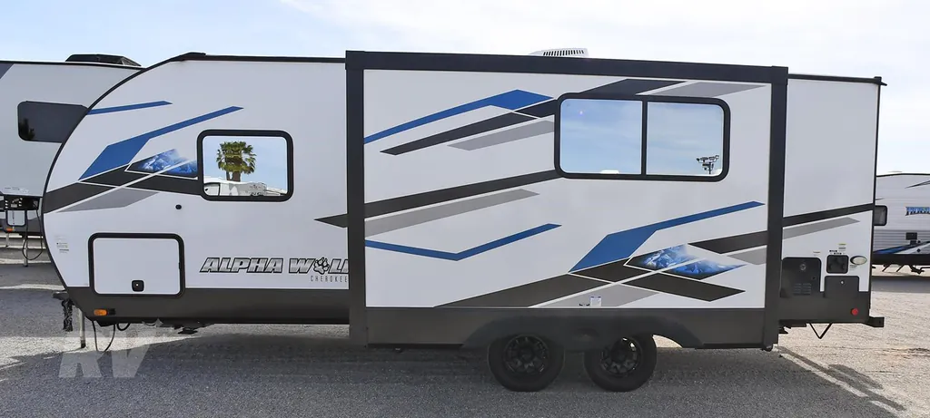 2024 Forest River Cherokee Alpha Wolf 22SW, Photos photo 5