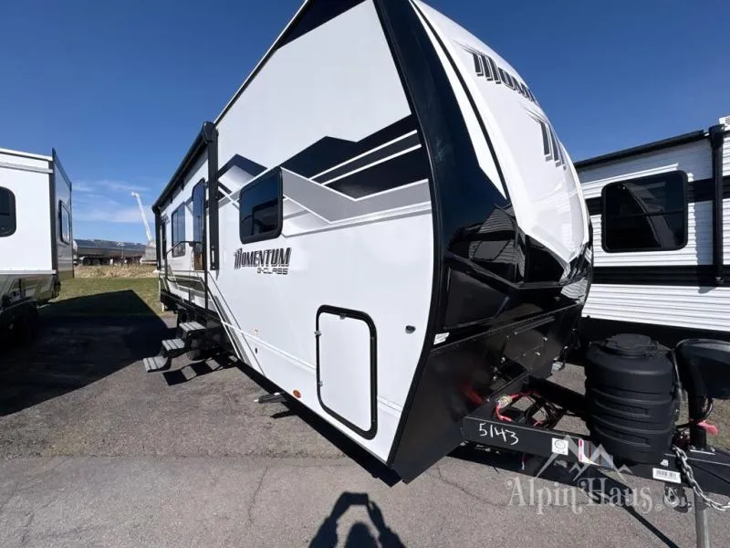 2026 Grand Design Momentum G-Class 27G - Photo 3