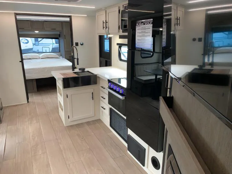 2026 Forest River Cherokee Alpha Wolf 29TB, Photos photo 40