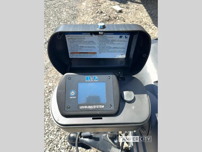 2026 Coachmen Catalina Legacy Edition 293TQBSCK - Photo 4