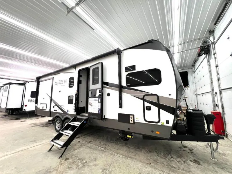 2025 Forest River Rockwood Signature 8264BHS - Photo 2