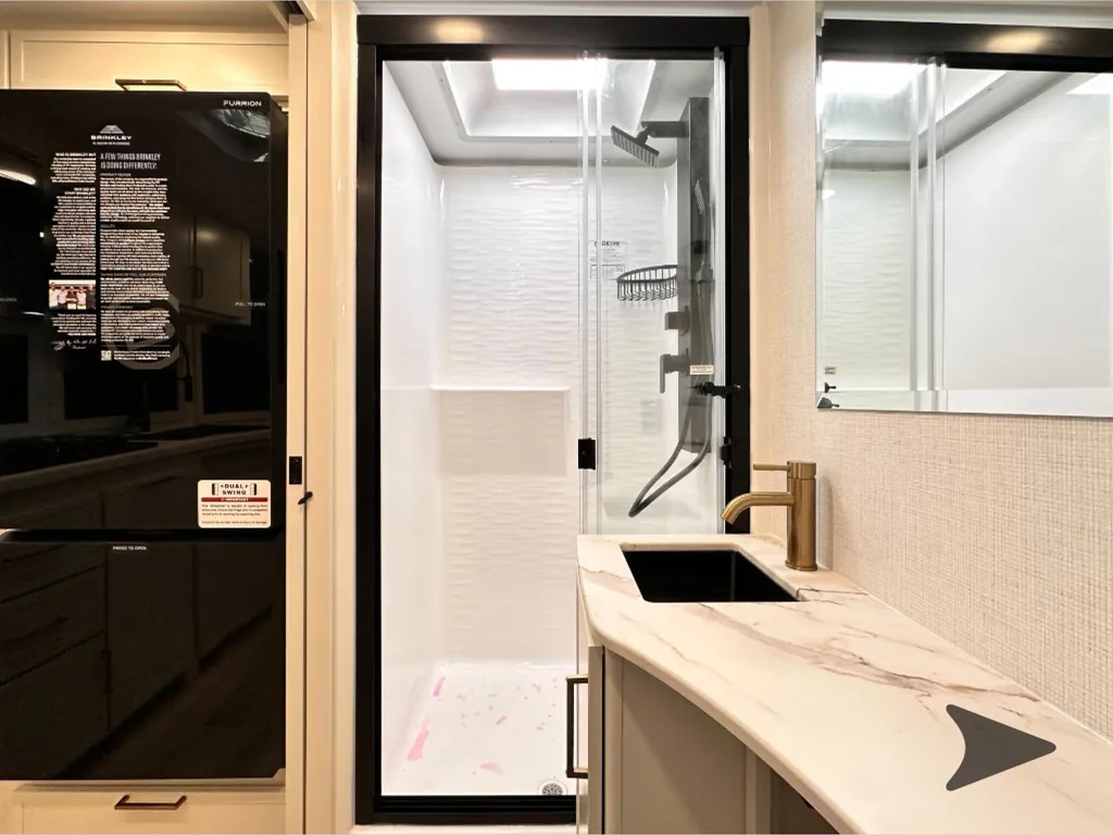 2026 Brinkley Model Ix 20X, Photos photo 16