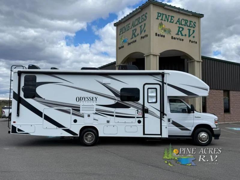 2023 Entegra Coach Odyssey 26M - Photo 2