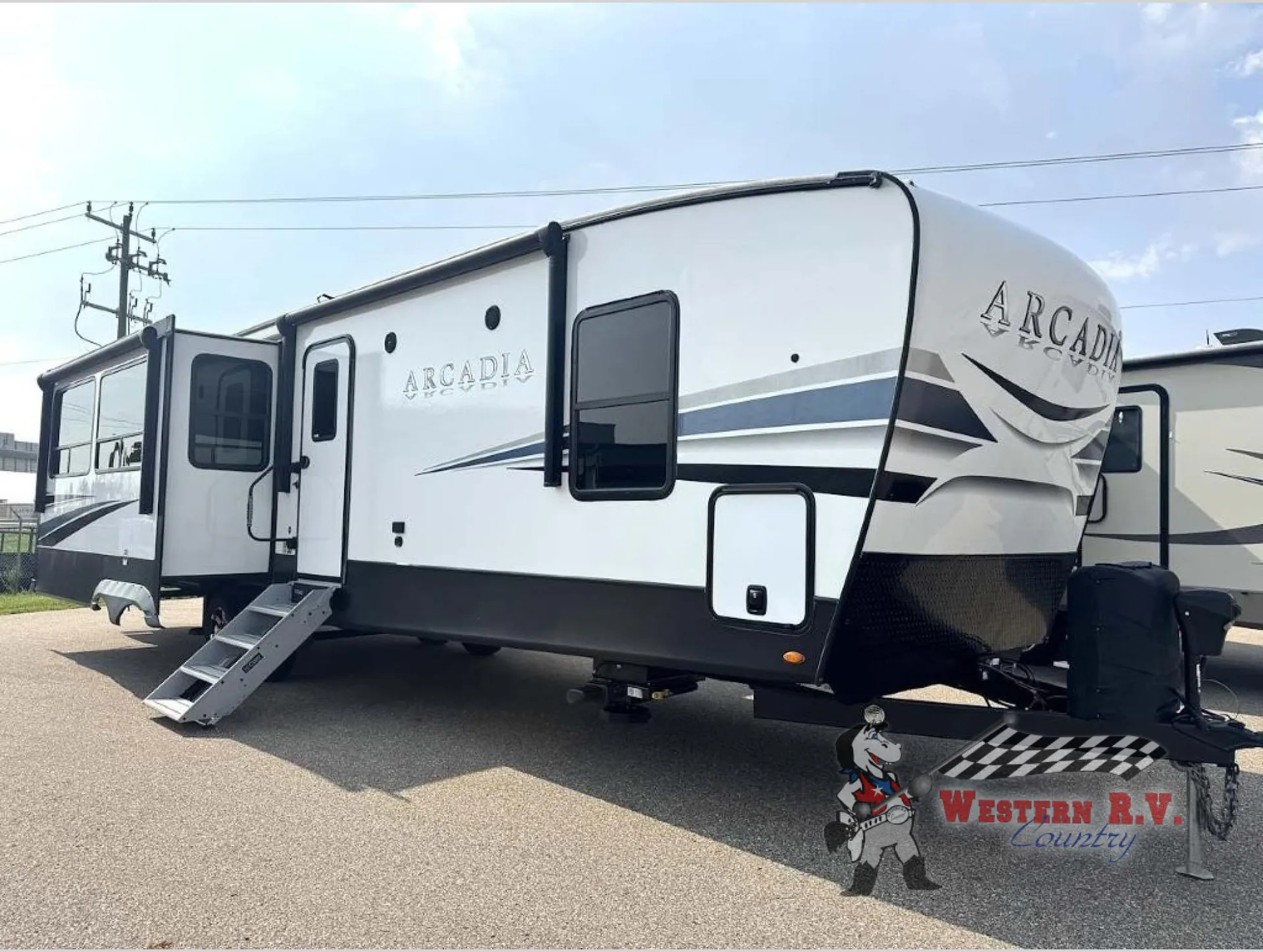 2022 Keystone Arcadia 377RL dealer photo 1 from Western RV Country
