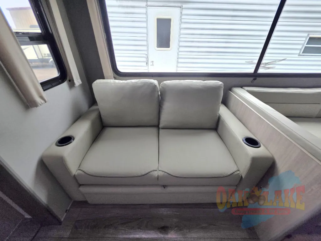 2026 Coachmen Catalina Legacy Edition 273DBHCK, Photos photo 14