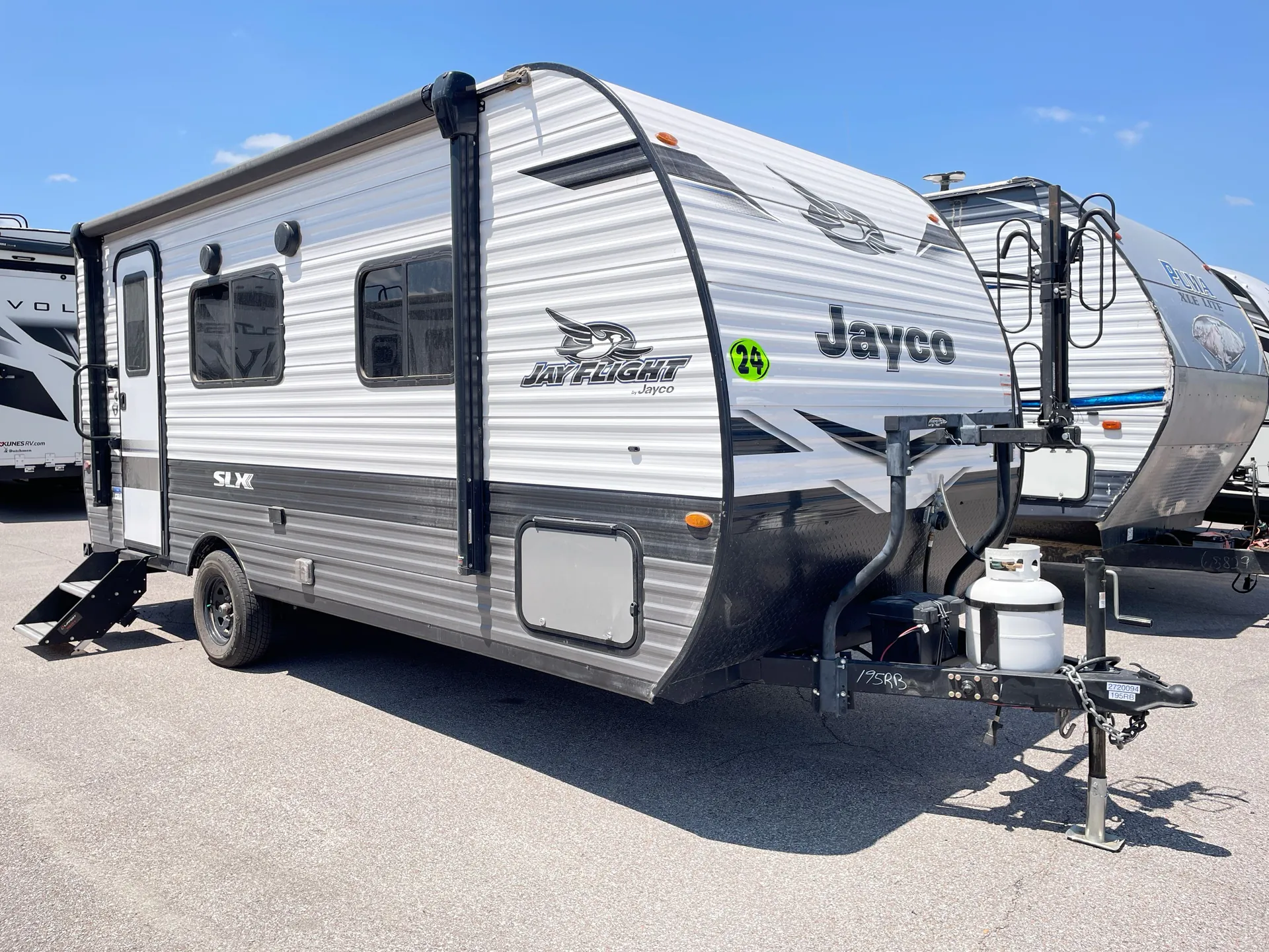 2024 Jayco Jay Flight SLX 195RB - Photo 2