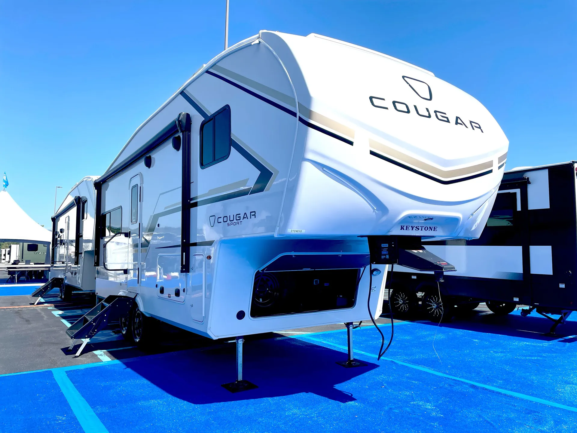 2027 Keystone Cougar Sport 2100ML - Photo 2