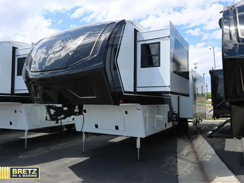 2026 Brinkley Model Z 3100 - Photo 4