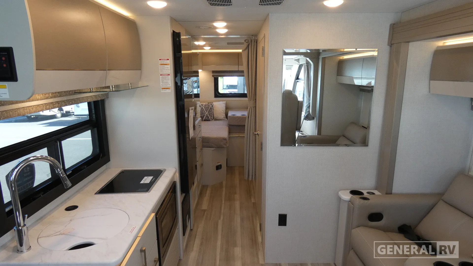 2026 Thor Motor Coach Vegas 262 - Photo 3