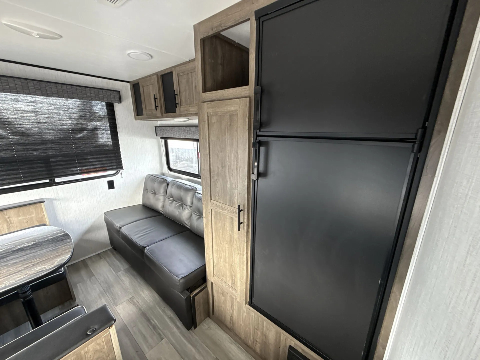2022 Heartland Pioneer RD210 — living area main