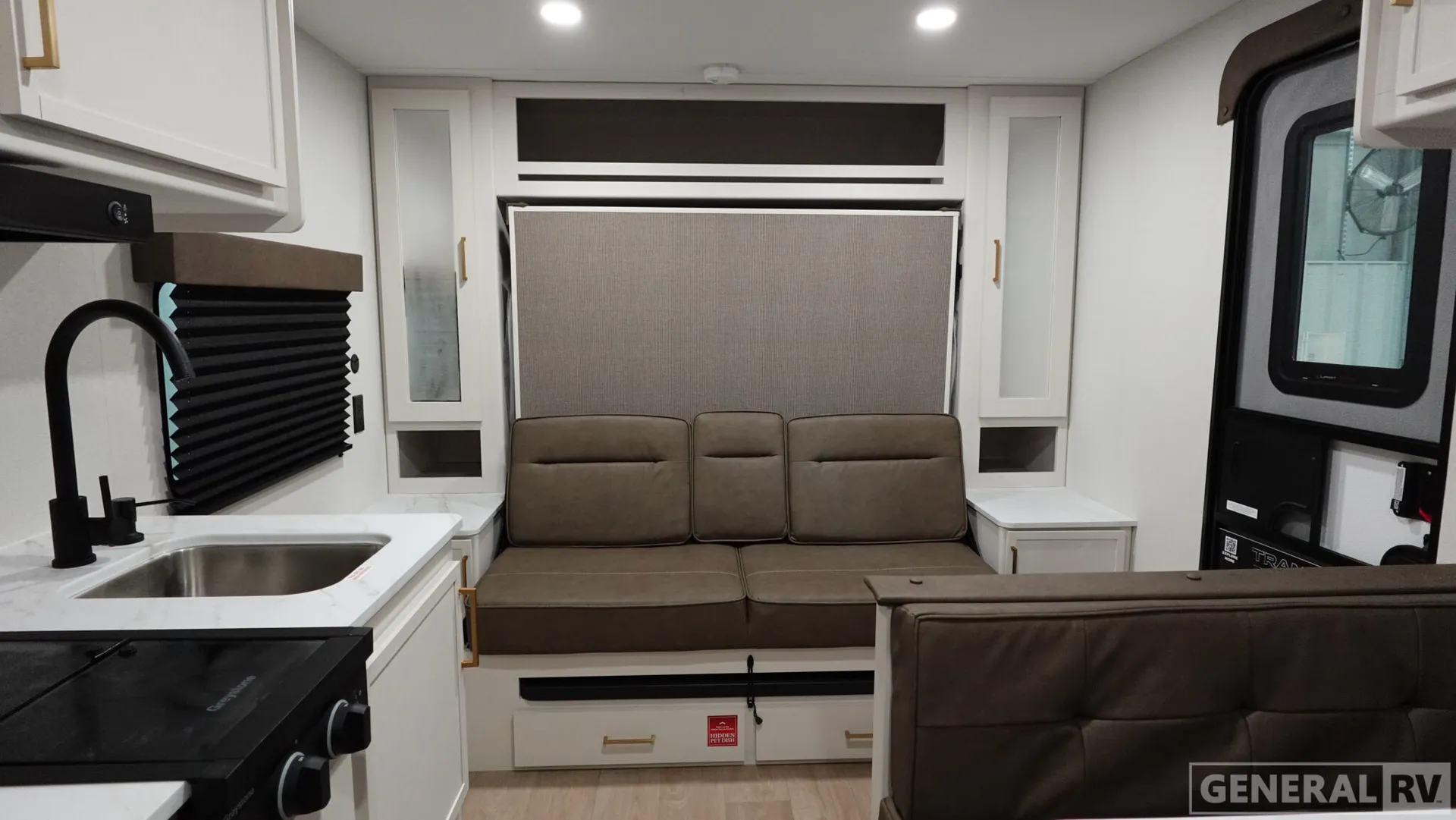 2026 Grand Design Transcend One 151RB - Photo 3