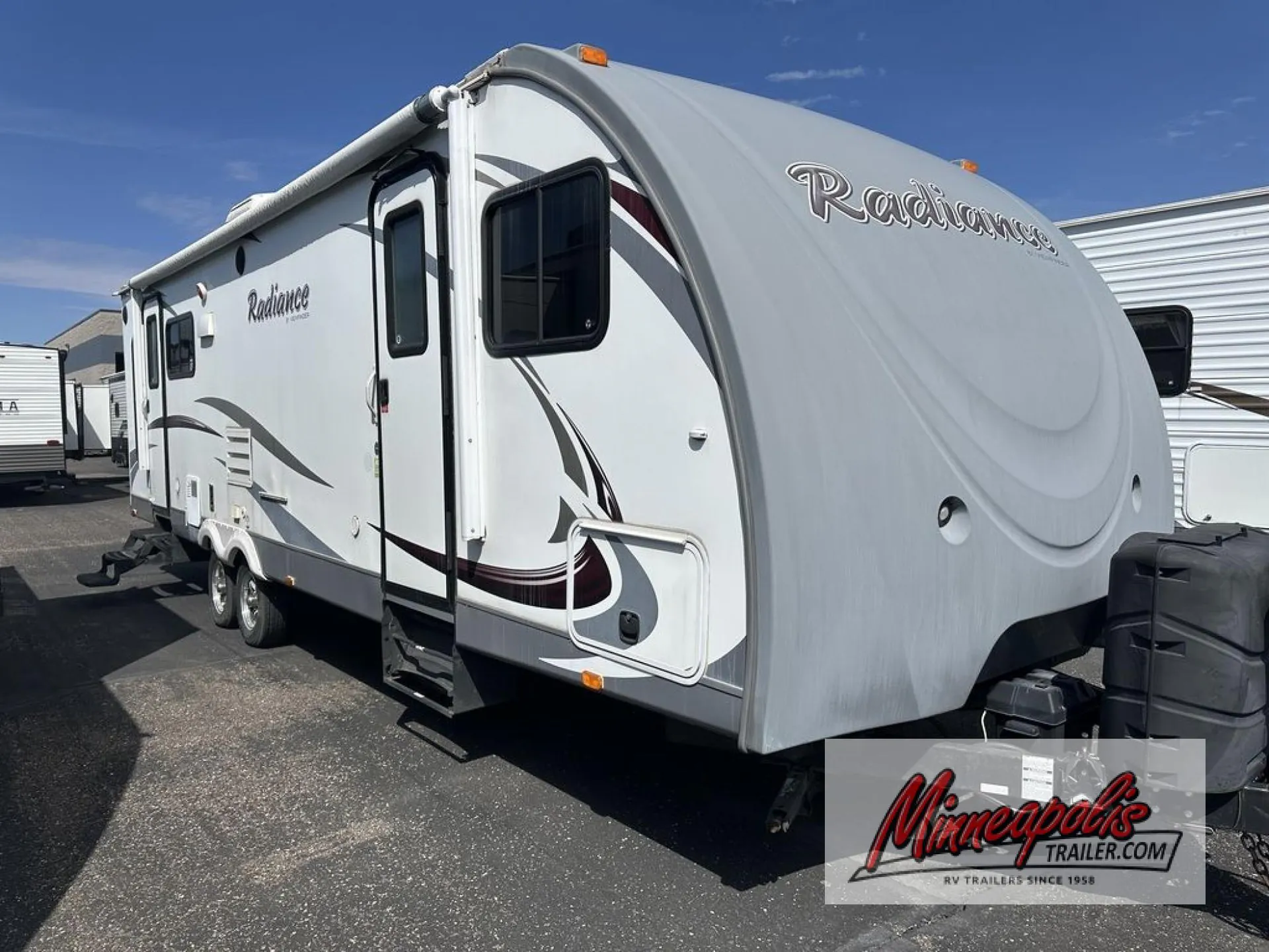 2013 Cruiser RV Radiance 28RLSS - Photo 2