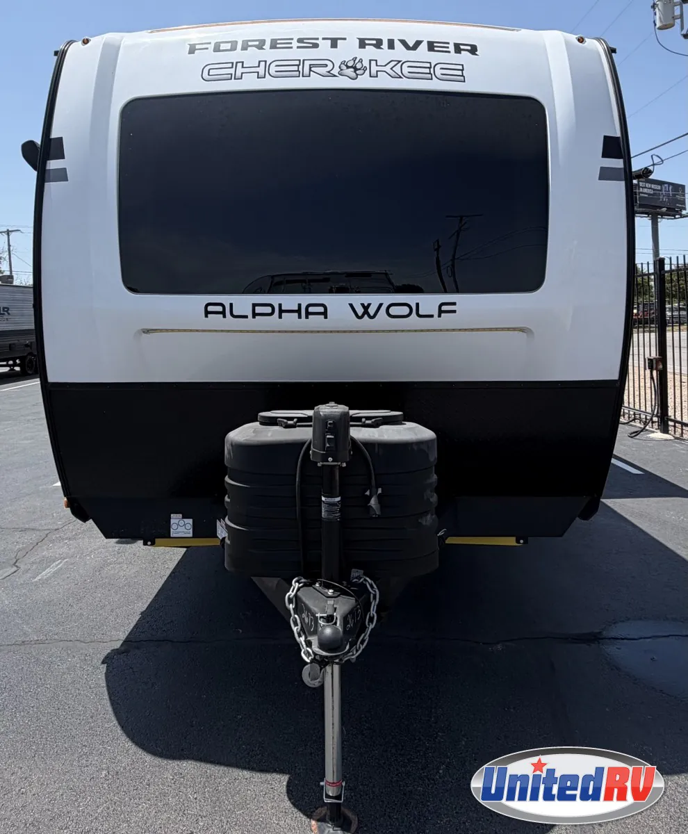 2025 Forest River Cherokee Alpha Wolf 26DBH, Photos photo 3